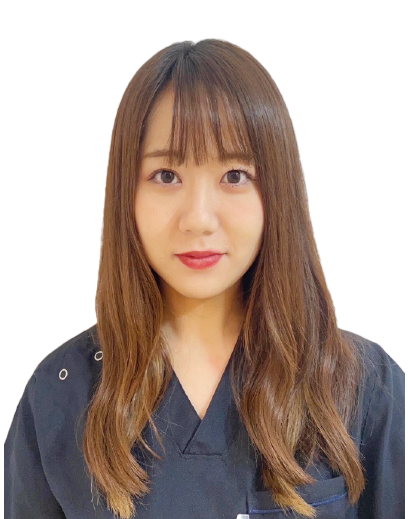 デンタルオフィス人形町 歯科医師　上本 里紗
